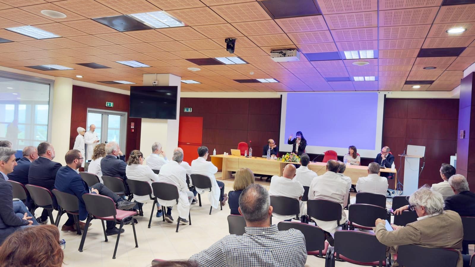 Proietti Ospedale Pantalla